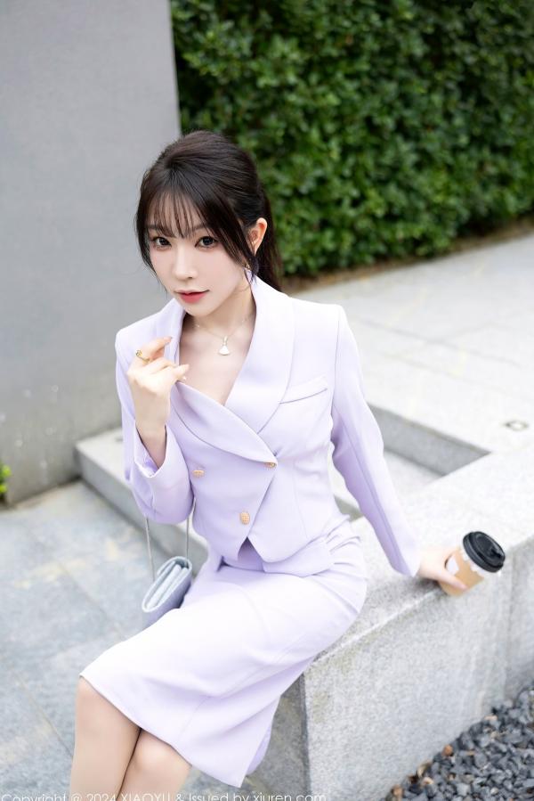 徐莉芝Booty 陈芝  XiaoYu语画界-1178-徐莉芝：淡紫色OL裙装与蕾丝内衣的职场诱惑，极品私房照全集，展现曼妙曲线的性感女神第11张图片