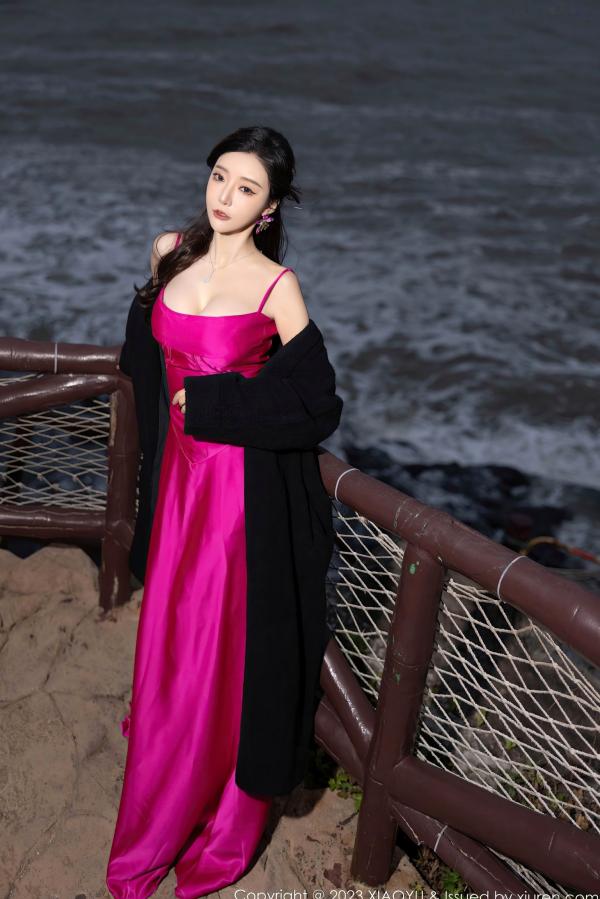 王馨瑶   XiaoYu语画界1174期：王馨瑶yanni极致诱惑，粉色吊带长裙与黑色蕾丝私房大片，无圣光超清写真第4张图片