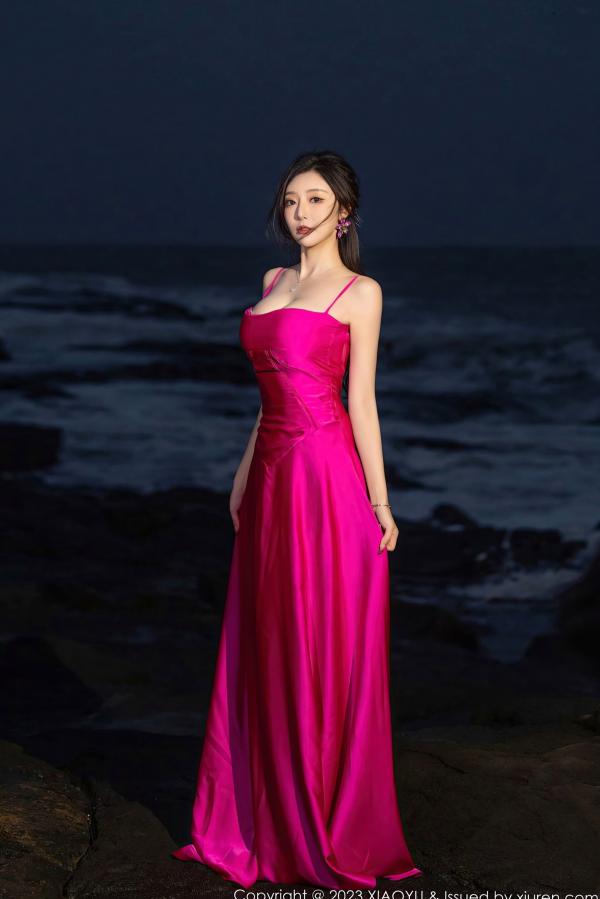 王馨瑶   XiaoYu语画界1174期：王馨瑶yanni极致诱惑，粉色吊带长裙与黑色蕾丝私房大片，无圣光超清写真第7张图片