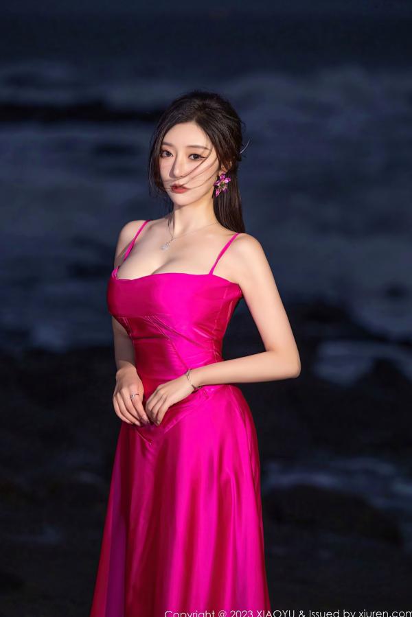 王馨瑶   XiaoYu语画界1174期：王馨瑶yanni极致诱惑，粉色吊带长裙与黑色蕾丝私房大片，无圣光超清写真第8张图片