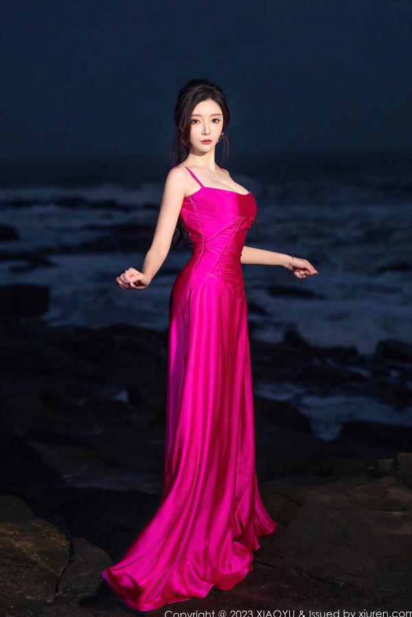 王馨瑶   XiaoYu语画界1174期：王馨瑶yanni极致诱惑，粉色吊带长裙与黑色蕾丝私房大片，无圣光超清写真第10张图片
