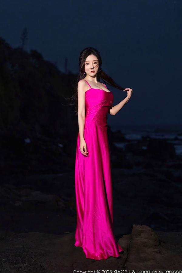 王馨瑶   XiaoYu语画界1174期：王馨瑶yanni极致诱惑，粉色吊带长裙与黑色蕾丝私房大片，无圣光超清写真第11张图片
