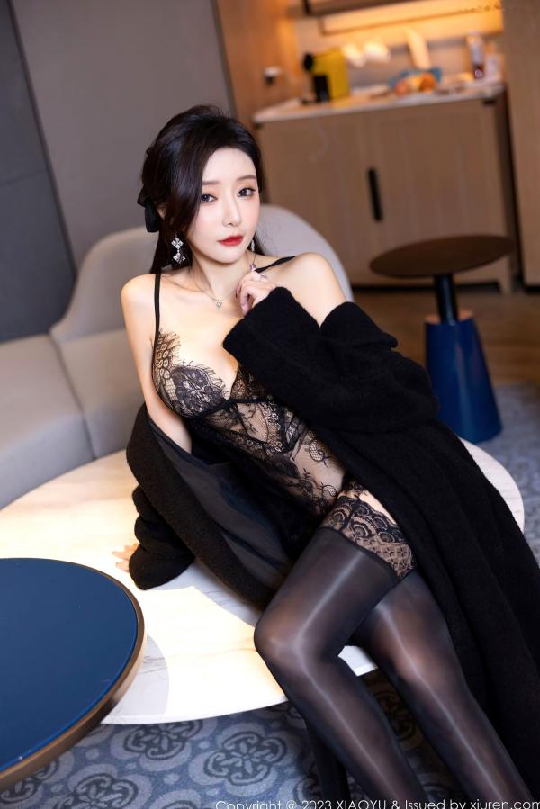 王馨瑶   XiaoYu语画界1174期：王馨瑶yanni极致诱惑，粉色吊带长裙与黑色蕾丝私房大片，无圣光超清写真第44张图片
