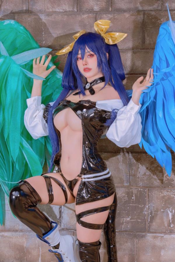    Byoru-罪恶装备Cosplay-蒂姬Dizzy性感还原-黑色漆皮战衣美臀诱惑-高品质美图第2张图片