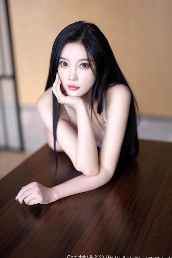 杨晨晨 sugar小甜心CC  XiaoYu语画界-1165-杨晨晨Yome白色内衣室雅照，白嫩肌肤修长美腿尽显私房性感魅力第66张图片