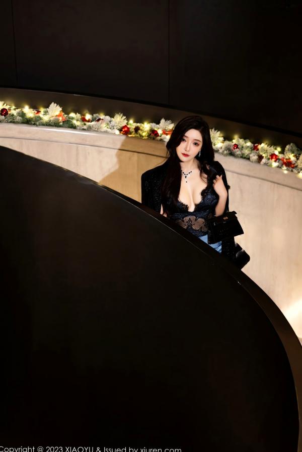 王馨瑶   XiaoYu语画界-1163-王馨瑶yanni-高级感蓝黑色礼裙与大胆透视私房写真-无圣光第6张图片