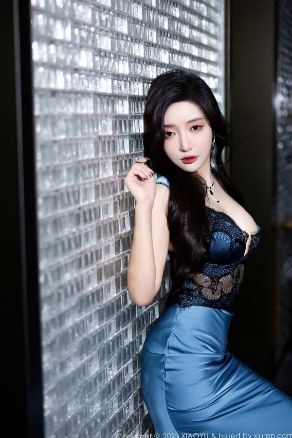 王馨瑶   XiaoYu语画界-1163-王馨瑶yanni-高级感蓝黑色礼裙与大胆透视私房写真-无圣光第33张图片