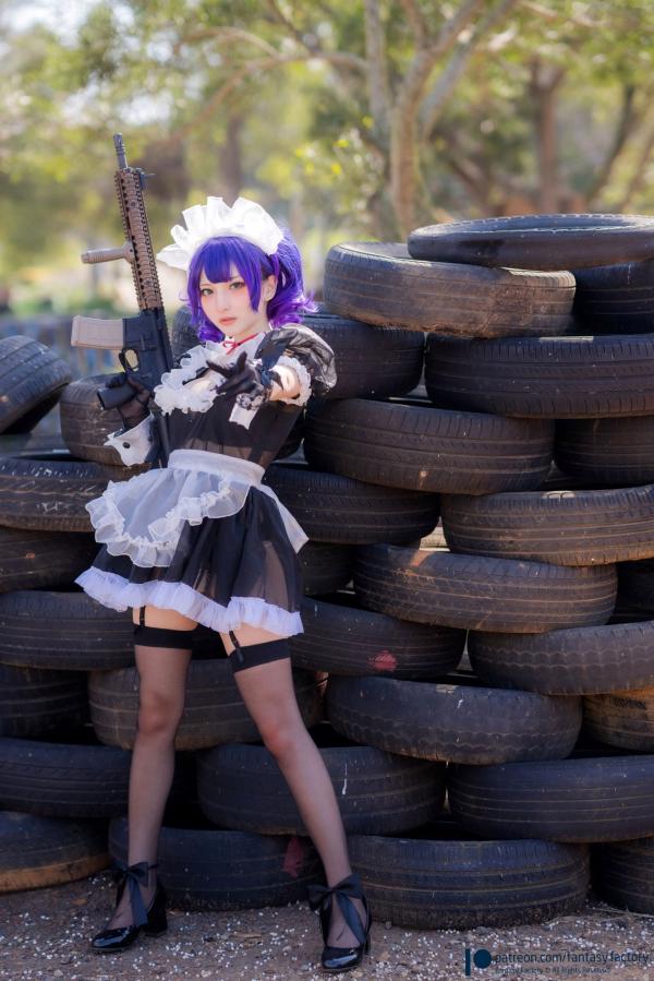    Fantasy-Factory-小丁Ding战斗女仆Cosplay：冷艳枪械少女的废墟战场与制服暴力美学第2张图片