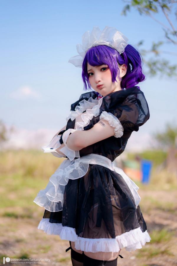    Fantasy-Factory-小丁Ding战斗女仆Cosplay：冷艳枪械少女的废墟战场与制服暴力美学第17张图片