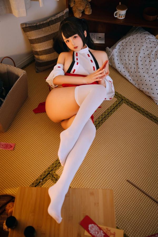    日奈娇-御币巫女：日式榻榻米绳缚角色扮演，清纯童颜与性感身材的极致诱惑私房大尺度写真第61张图片