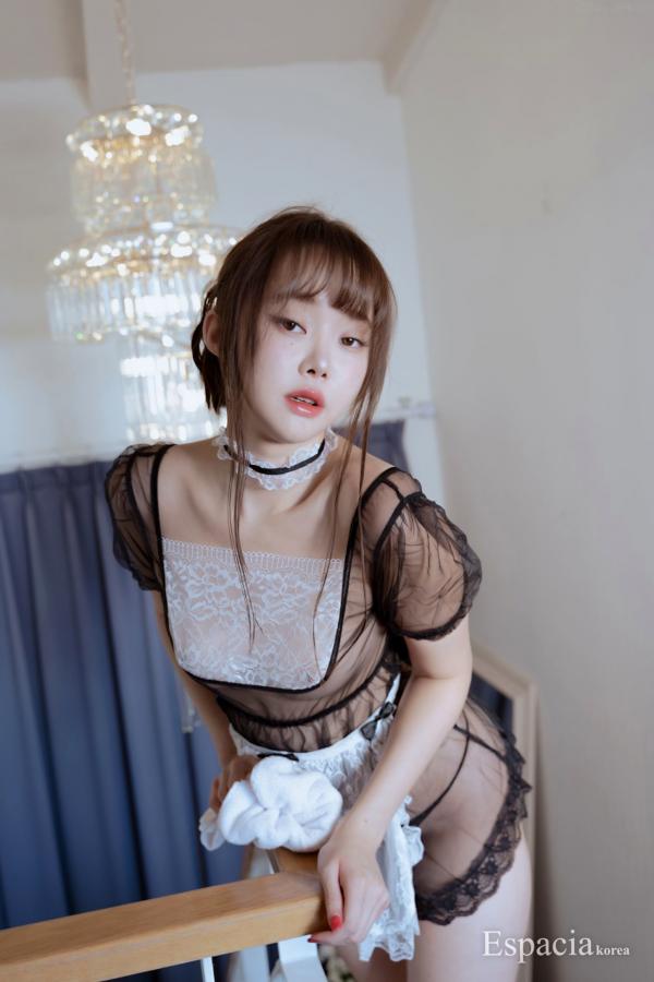    韩国美女Inah楼梯间极致诱惑，透视情趣女仆装私房大尺度写真-Espacia-Korea-EHC-140第4张图片