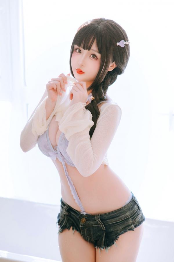    日奈娇浴室内衣私房写真，纯欲风蕾丝诱惑，展现傲人身材与精致童颜第22张图片