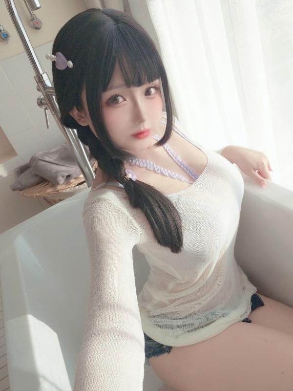    日奈娇浴室内衣私房写真，纯欲风蕾丝诱惑，展现傲人身材与精致童颜第104张图片