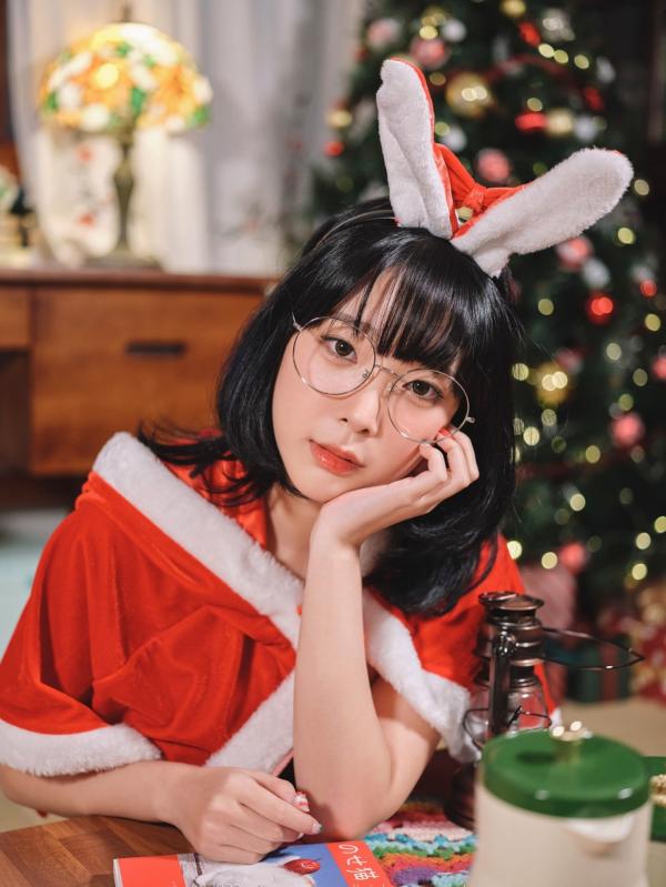    韩国美女Jang Joo Isabella圣诞诱惑装，ArtGravia红色丝带缠绕私房照，白嫩好身材与节日礼物风格大尺度写真第81张图片