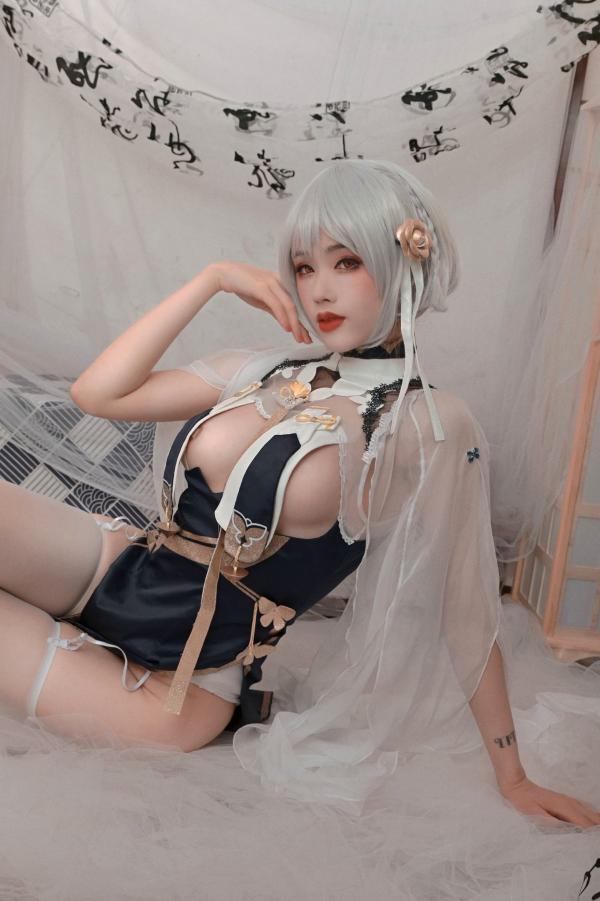    钛合金TiTi天狼星旗袍cosplay写真，梦幻白发少女改良旗袍诱惑私房照第3张图片