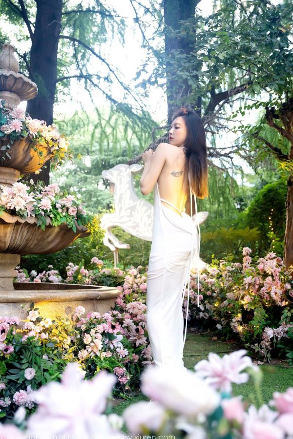    FeiLin嗲囡囡第472期：冯木木私房写真，高级灰色蕾丝内衣搭配黑色丝袜，纯欲气质与诱人身姿完美融合，演绎极致魅惑，无圣光大尺度视觉盛宴第6张图片