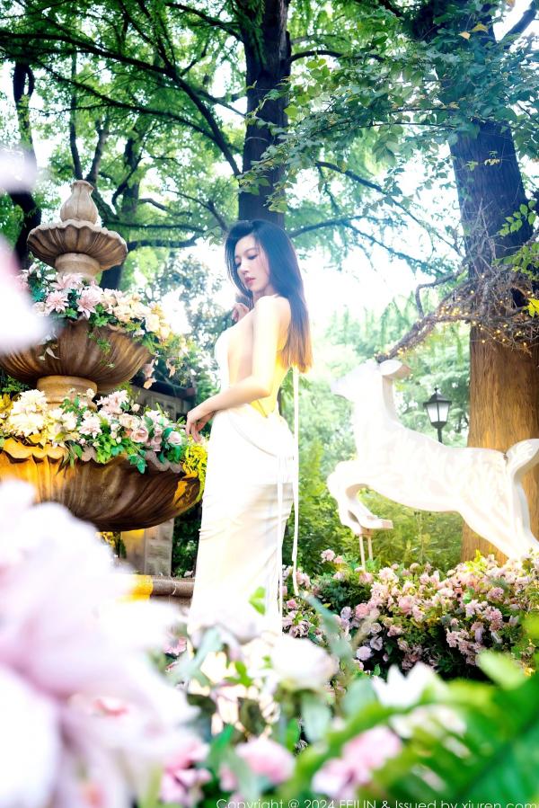    FeiLin嗲囡囡第472期：冯木木私房写真，高级灰色蕾丝内衣搭配黑色丝袜，纯欲气质与诱人身姿完美融合，演绎极致魅惑，无圣光大尺度视觉盛宴第10张图片