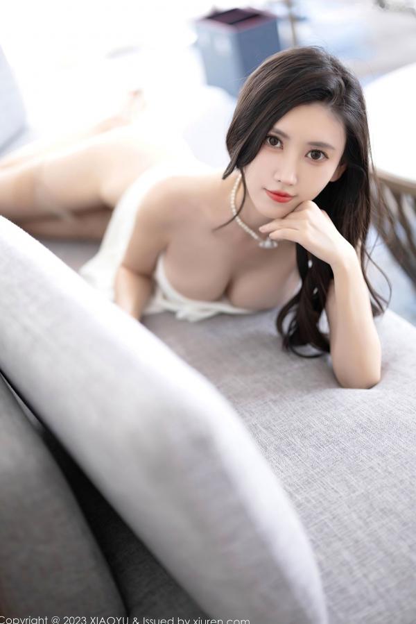    XiaoYu语画界-1154-章芃芃-纯欲白色低胸短裙私房写真与性感珠链诱惑第42张图片