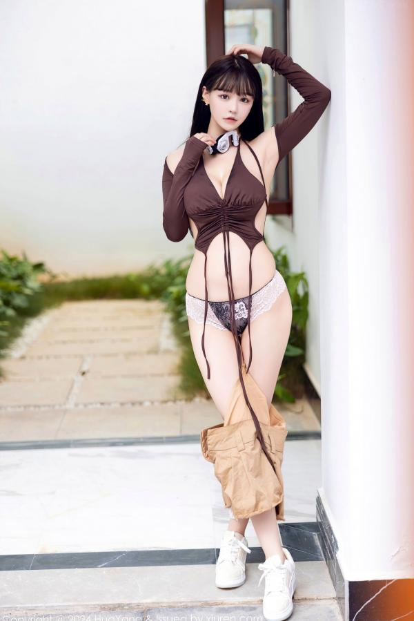    HuaYang花漾-568-朱可儿Flora：咖啡色露背美少女与极致黑蕾丝内衣私房写真，火辣曲线尽显诱惑第14张图片