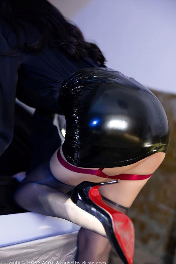 杨晨晨 sugar小甜心CC  XiaoYu语画界-1148-杨晨晨Yome-跑车超辣黑色蕾丝情趣服饰-顶级私房大尺度写真-2023.11.17第27张图片
