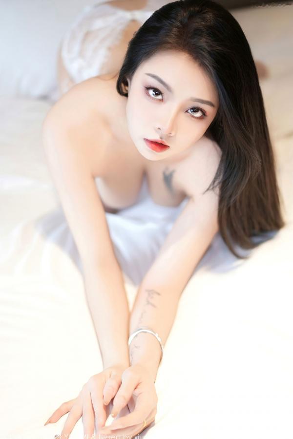    YouMi尤蜜荟1031号媛宝儿boa白色蕾丝轻透情趣内衣私房艺术写真，极致诱惑骨感身材，精美视觉盛宴第52张图片
