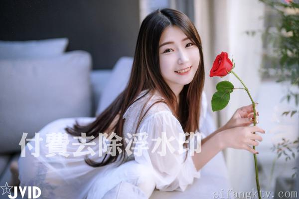    JVID-肉包Mini：白色蕾丝透视睡裙私房写真，手持红玫瑰展现纯欲诱惑，大尺度女神唯美瞬间-No.621-2022.03.17第4张图片