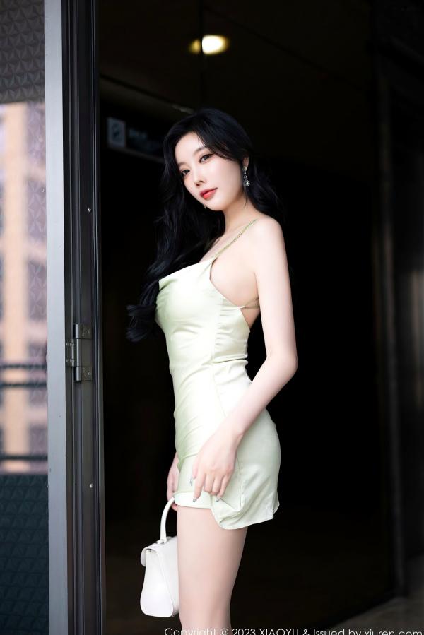 杨晨晨 杨晨晨Yome  语画界杨晨晨Yome：清新淡绿蕾丝诱惑私房写真，极致女神曲线，无圣光艺术大尺度第3张图片