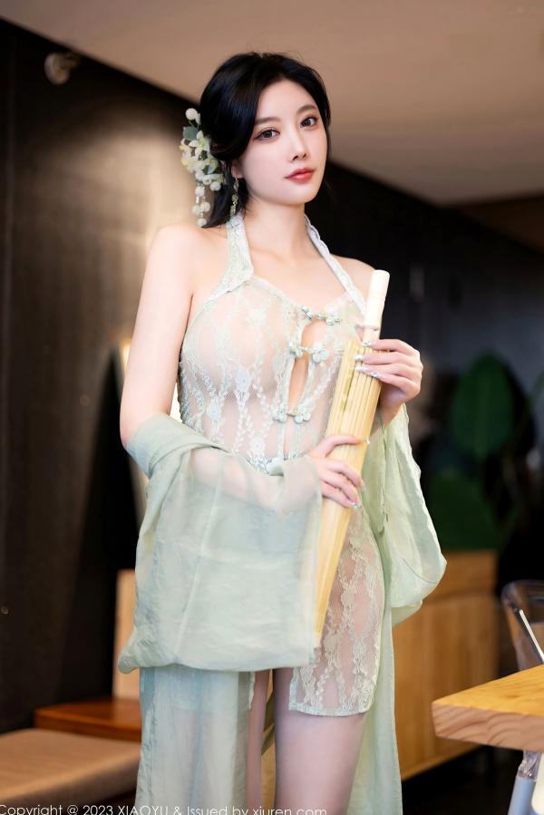 杨晨晨 杨晨晨Yome  语画界杨晨晨Yome：清新淡绿蕾丝诱惑私房写真，极致女神曲线，无圣光艺术大尺度第44张图片