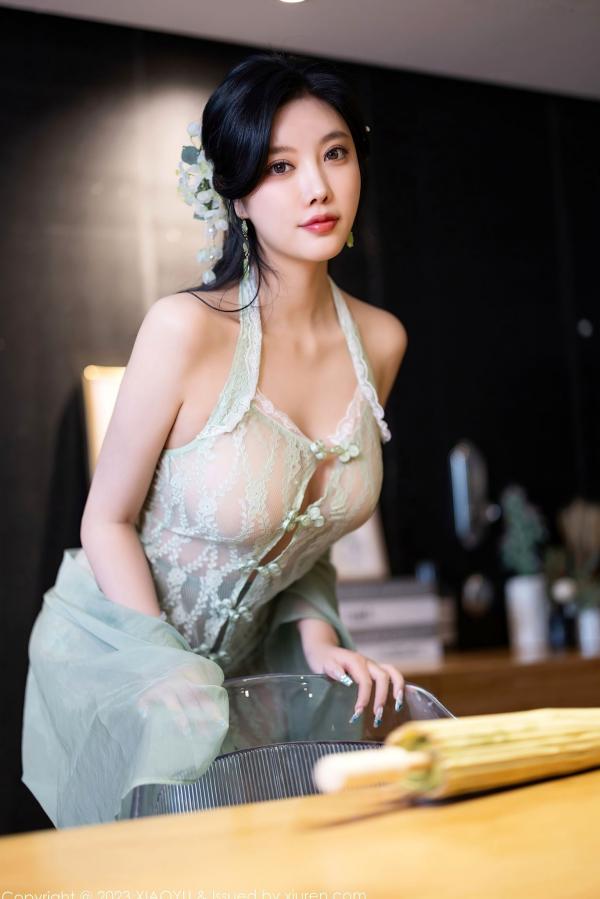 杨晨晨 杨晨晨Yome  语画界杨晨晨Yome：清新淡绿蕾丝诱惑私房写真，极致女神曲线，无圣光艺术大尺度第60张图片