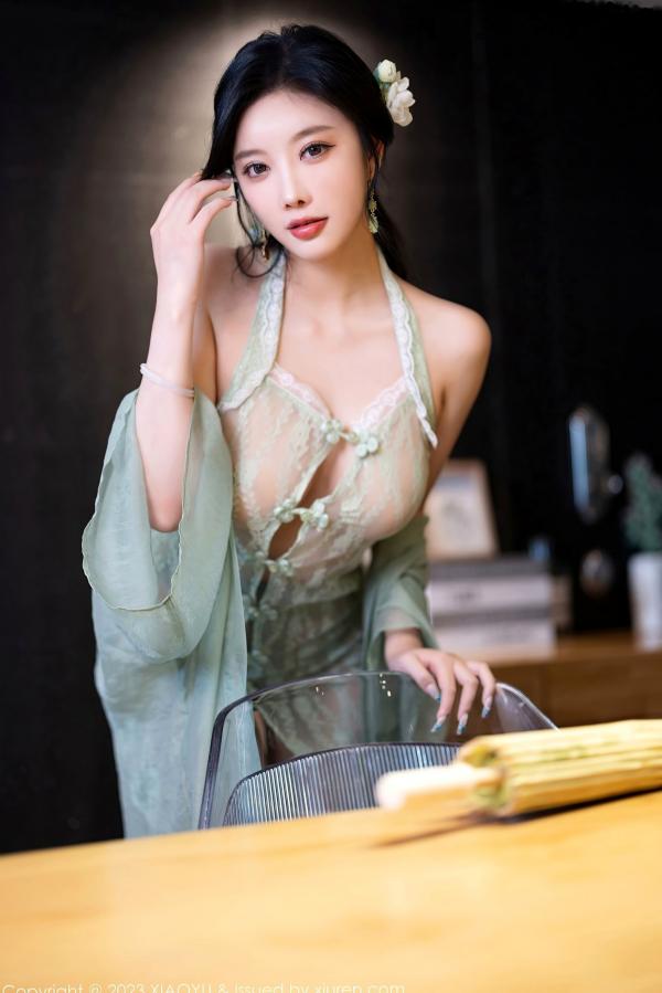 杨晨晨 杨晨晨Yome  语画界杨晨晨Yome：清新淡绿蕾丝诱惑私房写真，极致女神曲线，无圣光艺术大尺度第61张图片