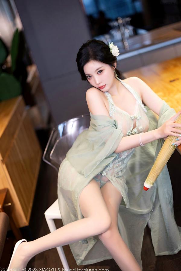 杨晨晨 杨晨晨Yome  语画界杨晨晨Yome：清新淡绿蕾丝诱惑私房写真，极致女神曲线，无圣光艺术大尺度第66张图片
