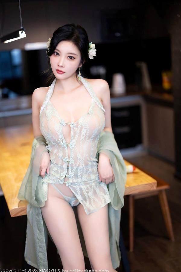 杨晨晨 杨晨晨Yome  语画界杨晨晨Yome：清新淡绿蕾丝诱惑私房写真，极致女神曲线，无圣光艺术大尺度第77张图片