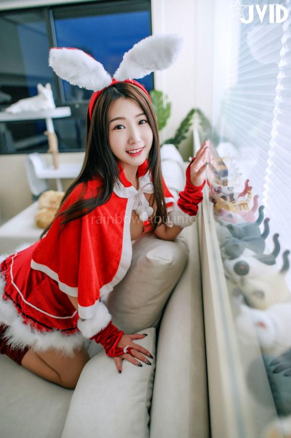    JVID-肉包Mini-邻家の美乳少女来送圣诞礼物-居家私房大尺度写真圣诞福利-2022.12.24第30张图片