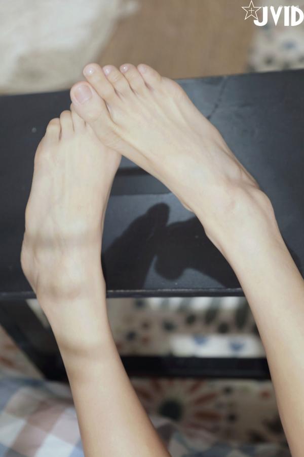    JVID伊芙蝶：火辣私房照，黑色蕾丝束缚诱惑，演绎极致大尺度性感风情 - 2022.02.23第138张图片
