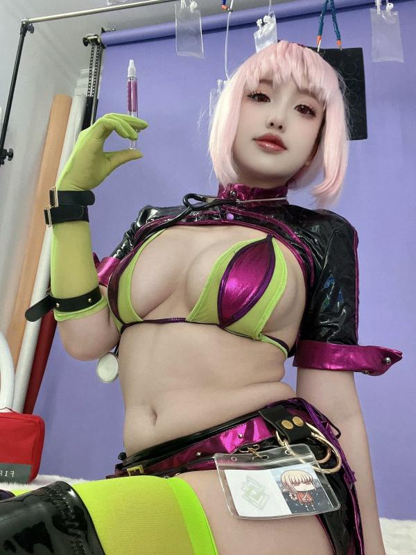    Puy Puy - Nightingale Halloween 万圣节暗黑护士角色扮演，性感漆皮制服诱惑，美艳红瞳冷艳出镜 [91P]第65张图片
