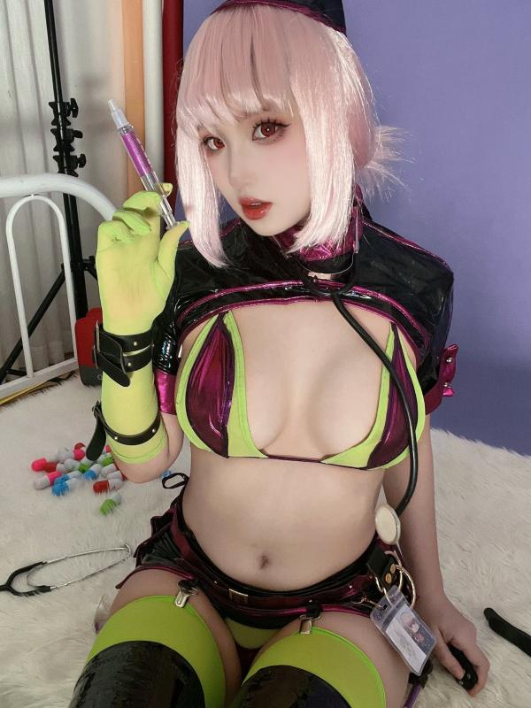    Puy Puy - Nightingale Halloween 万圣节暗黑护士角色扮演，性感漆皮制服诱惑，美艳红瞳冷艳出镜 [91P]第76张图片