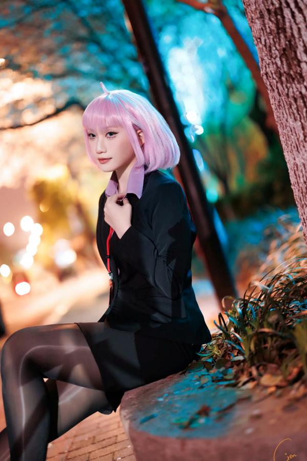    Cien恩恩 - 哈曼Haman职场OL风Cosplay，修长黑丝美腿，演绎高冷干练御姐范[25P]第4张图片