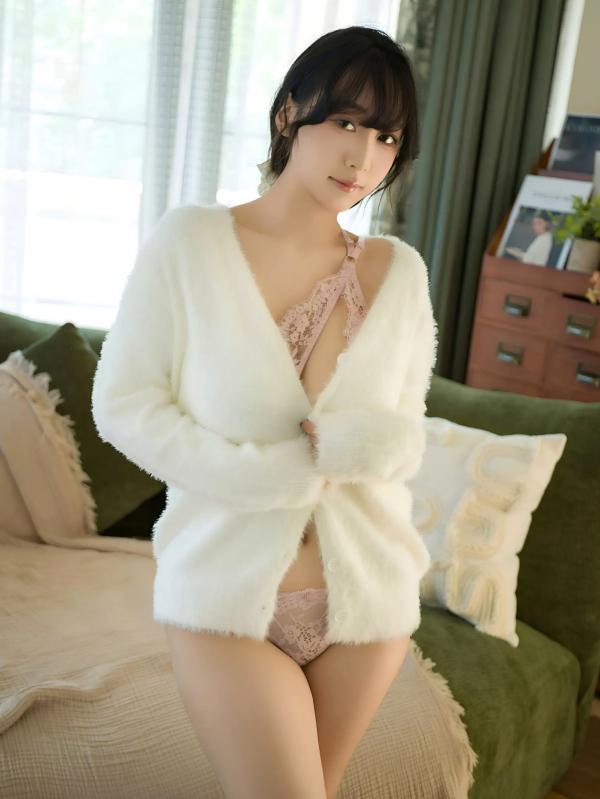    浅安安 暖阳 - 居家私房写真，白嫩肌肤与蕾丝内衣诱惑，展现绝美少女风情第6张图片
