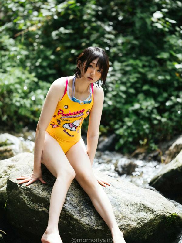    NAGISA魔物喵 - 夏日溪涧户外写真，清爽连体泳衣与戏水时光 [72P]第51张图片