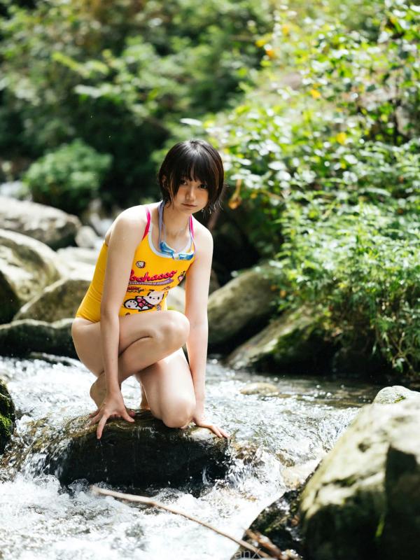    NAGISA魔物喵 - 夏日溪涧户外写真，清爽连体泳衣与戏水时光 [72P]第56张图片