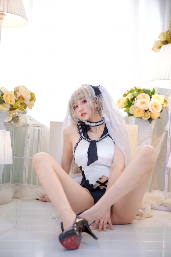    冬马路纱碧蓝航线可畏Cosplay，唯美花海黑白婚纱诱惑私房大尺度写真第10张图片