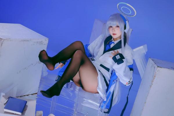    是一只熊仔 潮乃亚 蔚蓝档案角色Cosplay 绝美私房写真 内衣制服诱惑 二次元女神[100P]第11张图片