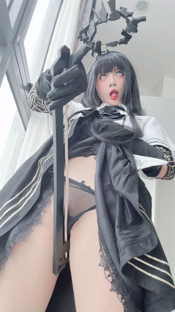    PoppaChan Virtuosa角色扮演私房写真，极品黑白制服诱惑，极致魅惑美图 [44P]第27张图片