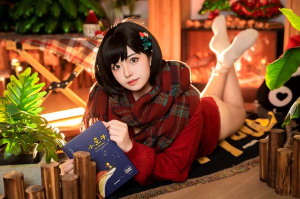    虎森森 - 圣诞快乐：节日红绿彩绘私房写真，火辣诱惑圣诞女神，性感视觉盛宴第47张图片