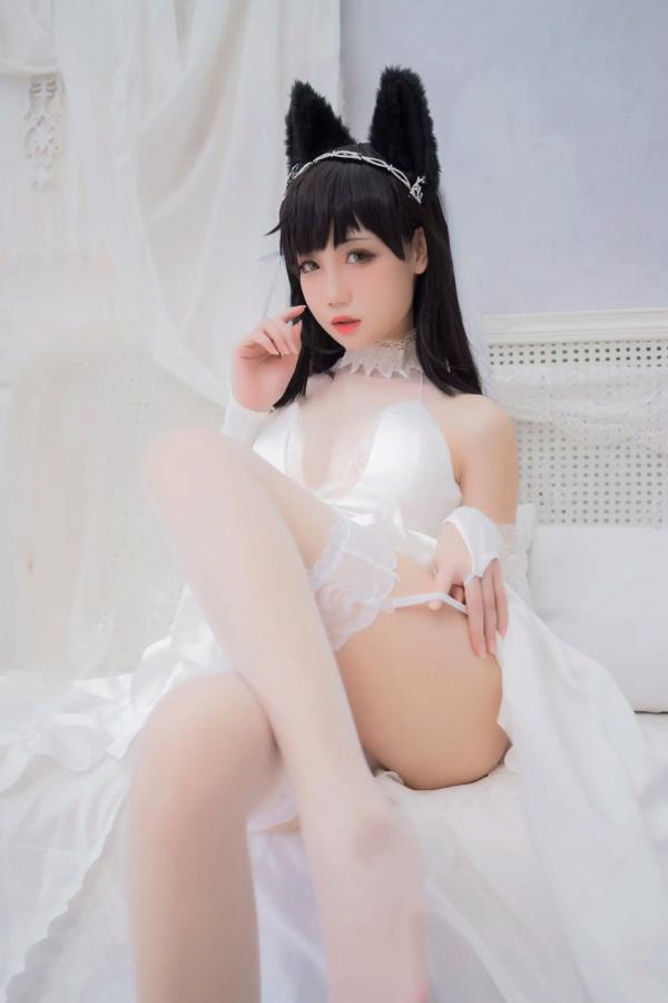    焖焖碳 - 爱宕花嫁Cosplay、白丝兽耳新娘诱惑写真 [20P]第3张图片