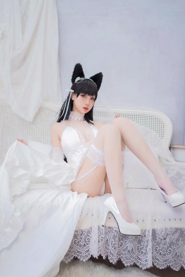    焖焖碳 - 爱宕花嫁Cosplay、白丝兽耳新娘诱惑写真 [20P]第9张图片