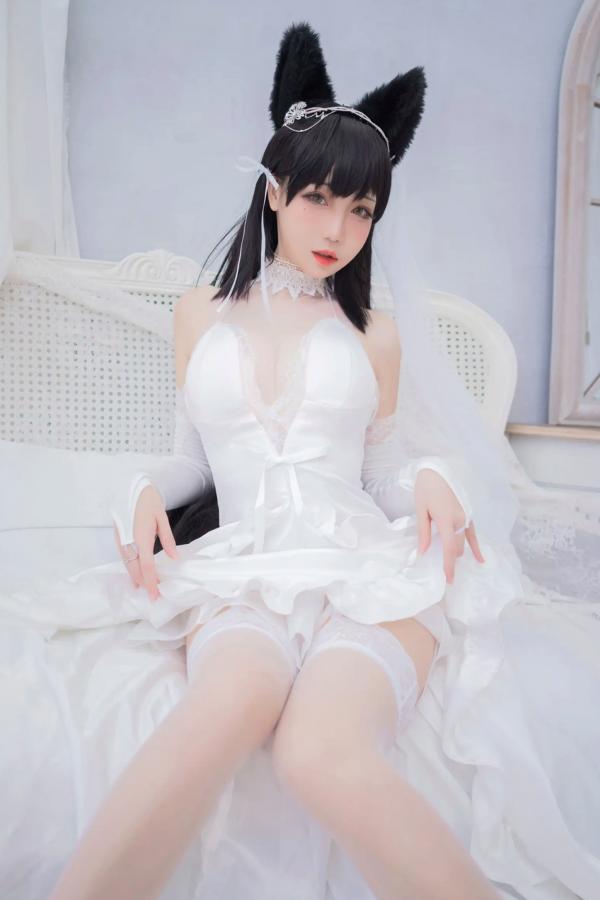    焖焖碳 - 爱宕花嫁Cosplay、白丝兽耳新娘诱惑写真 [20P]第13张图片