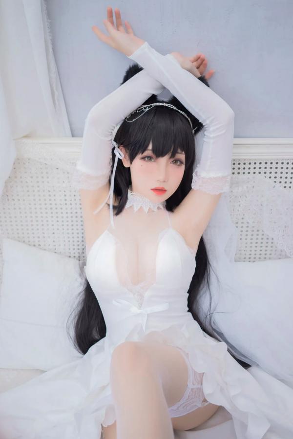    焖焖碳 - 爱宕花嫁Cosplay、白丝兽耳新娘诱惑写真 [20P]第14张图片