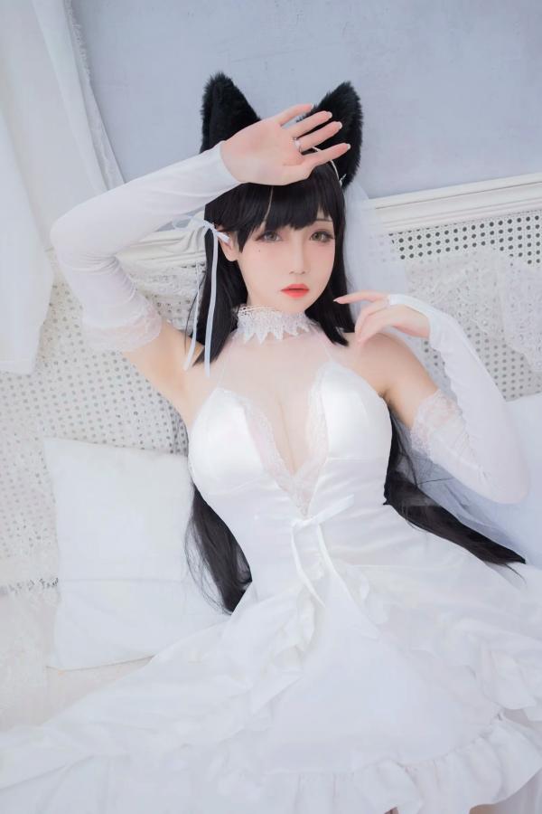    焖焖碳 - 爱宕花嫁Cosplay、白丝兽耳新娘诱惑写真 [20P]第15张图片