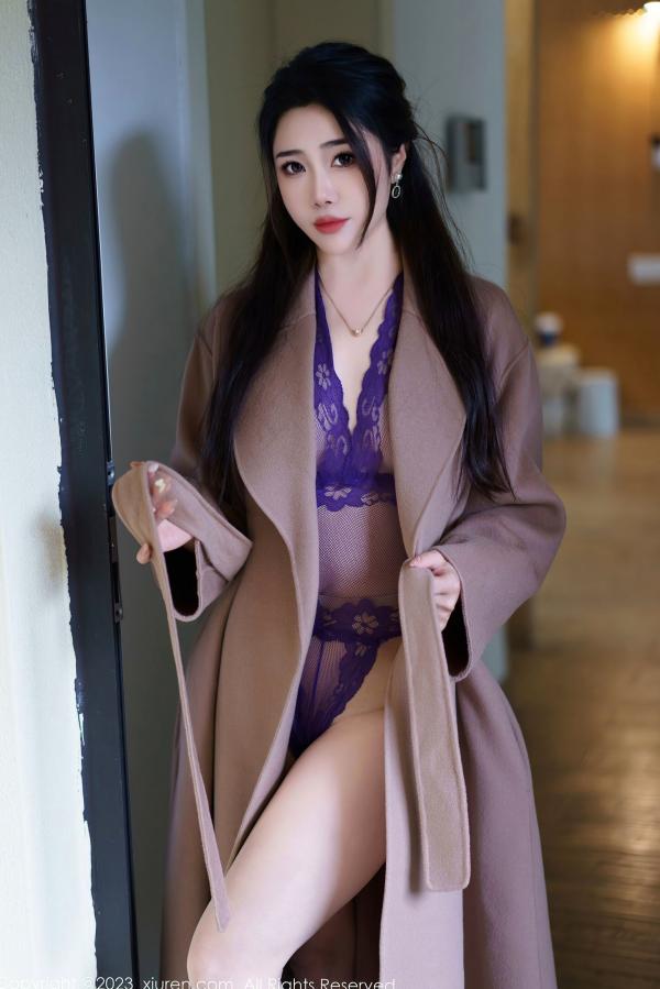    XiuRen秀人网7315-严利娅Yuliya：深紫色蕾丝透视内衣，极致诱惑私房写真，凹凸有致妩媚动人第4张图片